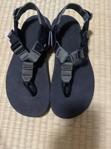 Bedrock Sandals 베드락 샌들