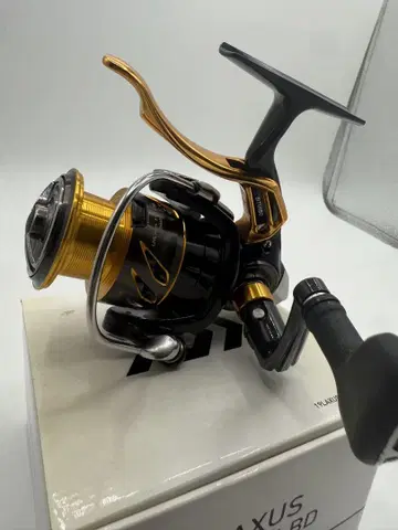 Daiwa LAXUS2500H-LBD