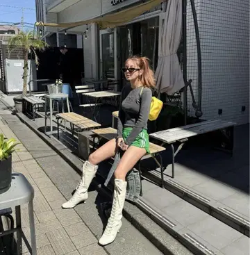 아크렌트 새상품급 부츠 완판템