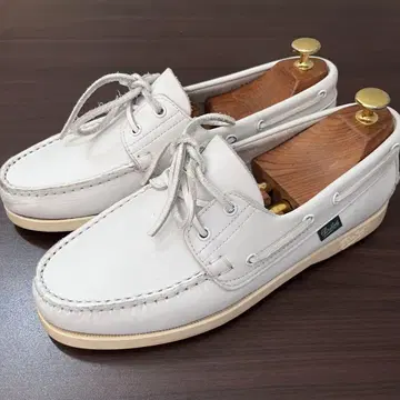 PARABOOT 화이트 데크 슈즈