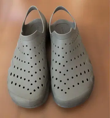 CROCS 샌들 스위프트워터 슈즈 그레이 M7(25cm)