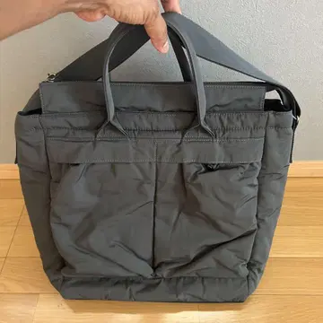 미사용에 가까운 UNIQLO C 유니클로 2way 유틸리티 백 그레이