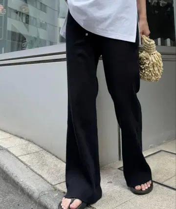 [ 마이너스 3kg 효과 / 3 사이즈 ] 슬림핏 리브 팬츠
