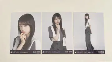 노기자카46 브로마이드 야다 모에카 카가와 비대칭 3종 컴프