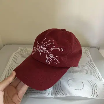 GADID ANONIEM ZHOK / BURGUNDY