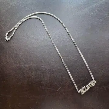 XLARGE 목걸이