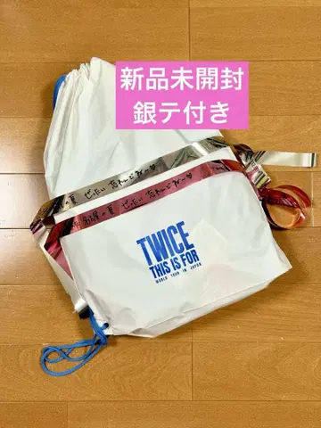TWICE WORLD TOUR THIS IS FOR 업그레 혜택