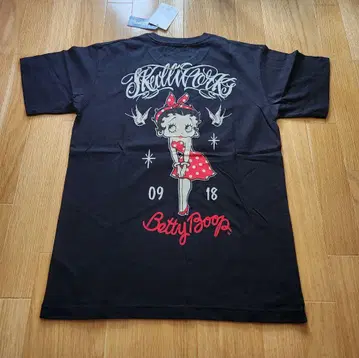 새상품 Skelly Works Betty Boop 티셔츠