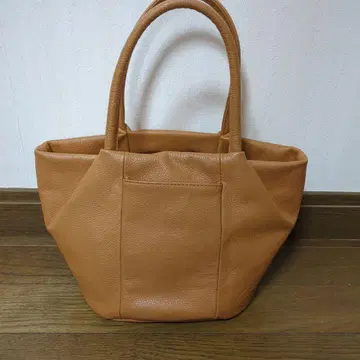 카멜색 가죽 토트백