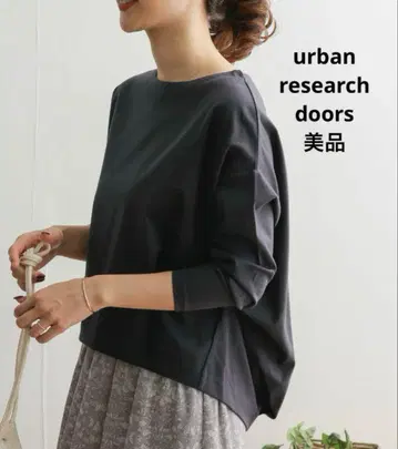 [ 새상품급 ] URBAN RESEARCH DOORS 코튼 턱 풀오버