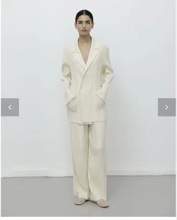 Gongdid Design 아이보리 스트라이프 자켓 팬츠 세트