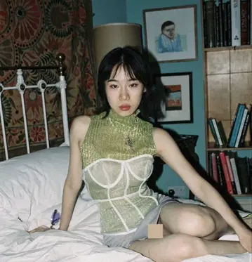 Nodress 레어 코르셋 상의 화이트 새상품