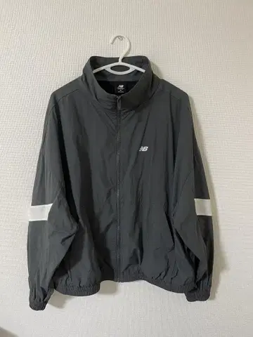 [ 새상품급 ] New Balance 나일론 자켓 NB Athletics