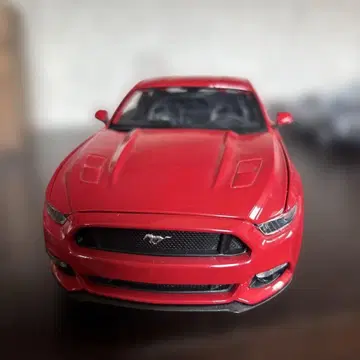 Ford Mustang GT 빨간색 1/18 미니카