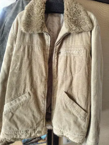 퍼 베이지 자켓