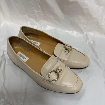매킨토시 필로소피 펌프스 24.5cm