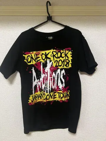ONE OK ROCK 2018 Ambitions L 사이즈
