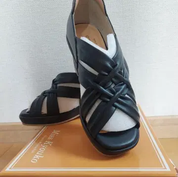 미스 쿄코 샌들 22.5cm