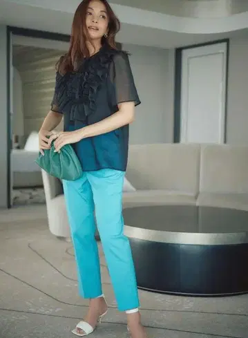 미사용 유나이티드 애로우즈 P/T 샤이니 드라이 슬림 팬츠