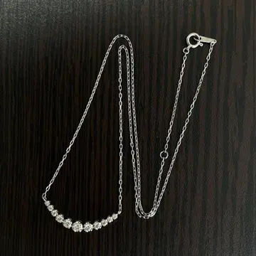 0.3ct 다이아몬드 라인 목걸이 플래티넘