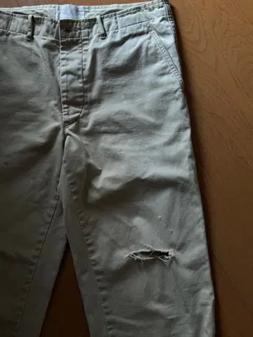 chimala 데미지 가공 치노 팬츠