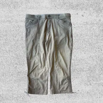 그레이 계열 7부 기장 크롭 팬츠 캐주얼 하의
