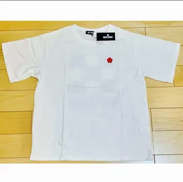 미사용 새상품 마리콴트 T셔츠 화이트