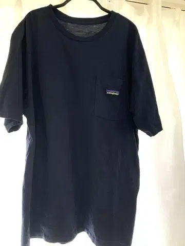patagonia 네이비 T셔츠 S 사이즈