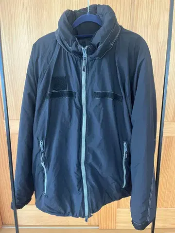 ECWCS Gen III Level 7 와이퍼 자켓