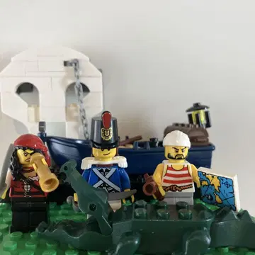 LEGO 파이리츠 미니 피규어 배 악어 정품