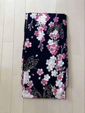 유카타 벚꽃 나비