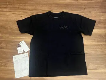 sacai x kaws 티셔츠 Embroidery T-shirts