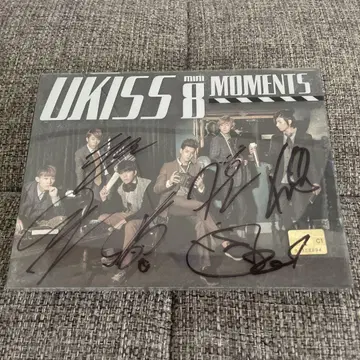 U-KISS (유키스) mini8 MOMENTS 친필 사인