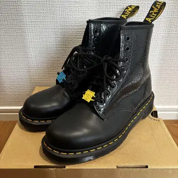 Dr.Martens