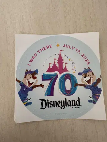 디즈니랜드 70주년 기념 스티커