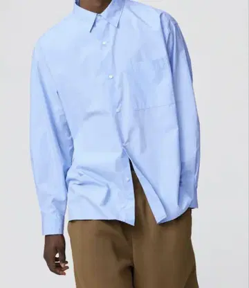 UNIQLO 브로드 오버사이즈 셔츠 [배송비 포함]
