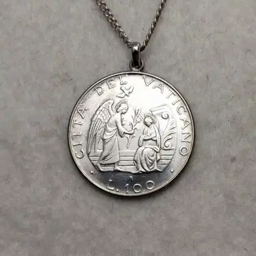 수태고지 바티칸 코인 목걸이 착용 OK