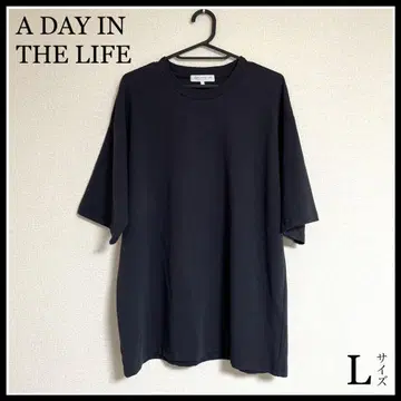 A DAY IN THE LIFE 립플 릴랙스 크루넥 티셔츠