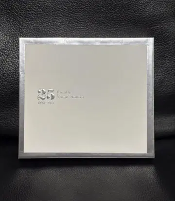 Finally Namie Amuro 25 1992-2017 CD&DVD