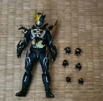 S.H.Figuarts 가면라이더 쥬우가 커스텀
