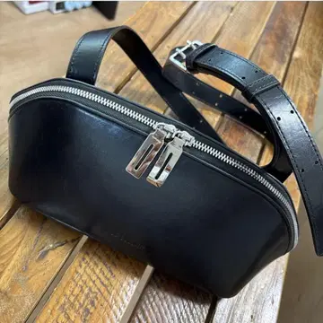 FIGRE BODYBAG VINTAGE ADD CULUM