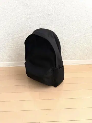 무인양품 백팩 블랙 새상품급 몇 번 사용
