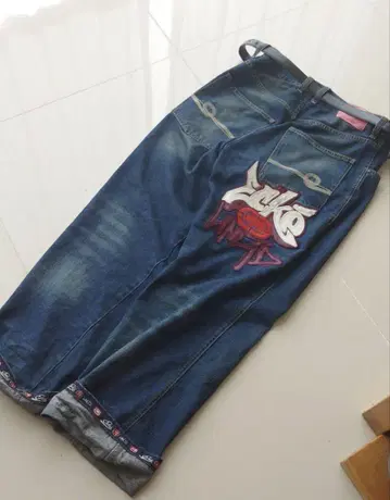 초레어 ecko unltd w38 gtafitti 데님