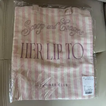 herlipto ScoopandEscapeTote pinkstripe