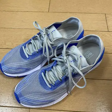언더아머 27cm