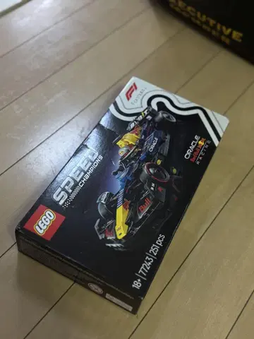 LEGO Speed Champions 77123 Formula 1
