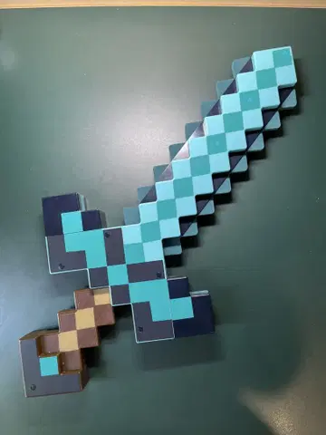Minecraft 굿즈 다이아 곡괭이, 다이아 검