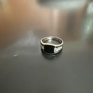 블랙 스톤 반지