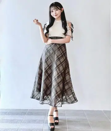 바이컬러 리본 도킹 원피스 NOMAE