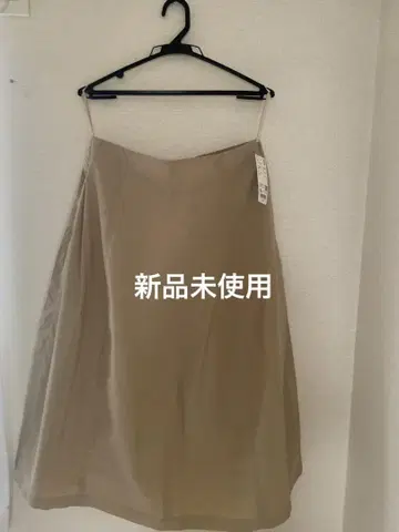 유니클로 코튼 블렌드 코쿤 스커트 새상품 택 포함